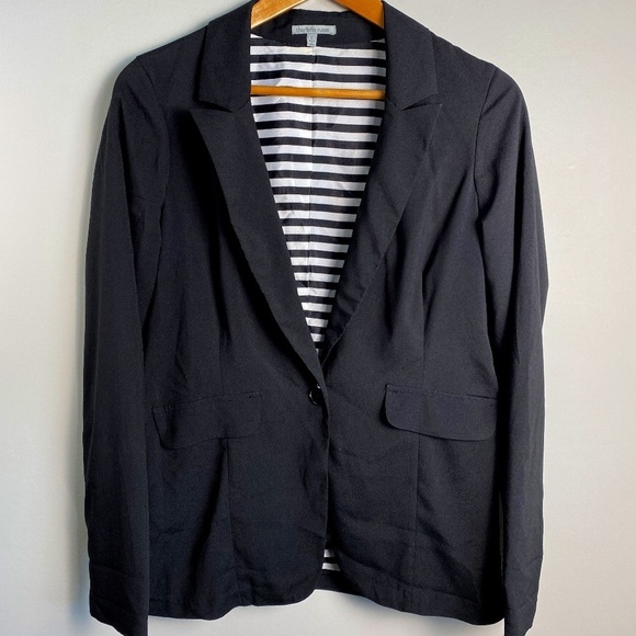 Charlotte Russe Women's Black Long Sleeve Lightweight Single Button Blazer Top L - Picture 1 of 11